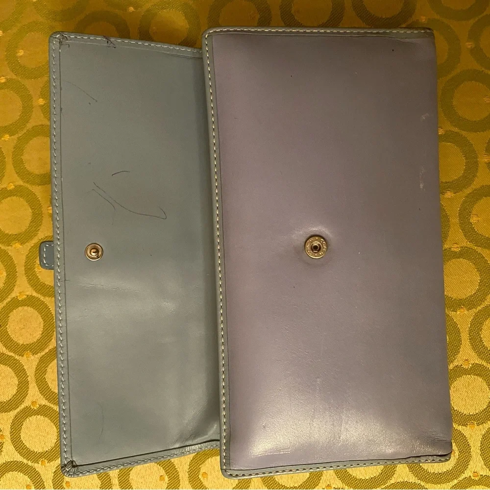 Coach. Light blue wallet with insert